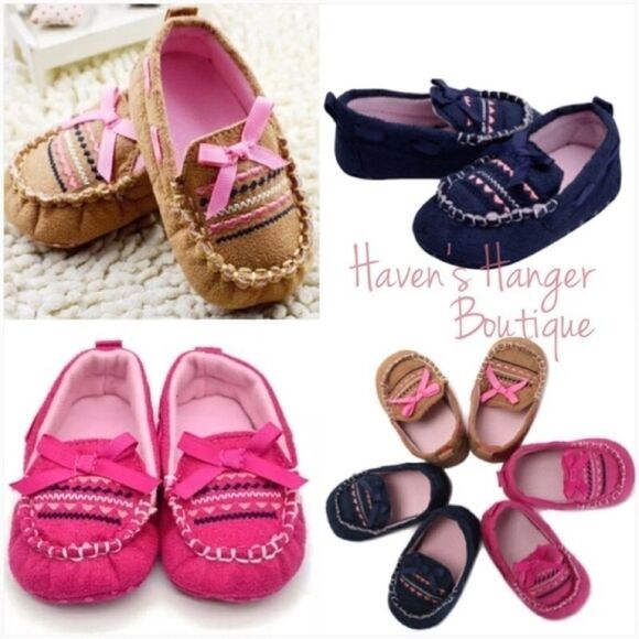 NEW Baby Moccasin Slippers in Pink - Picture 4 of 6